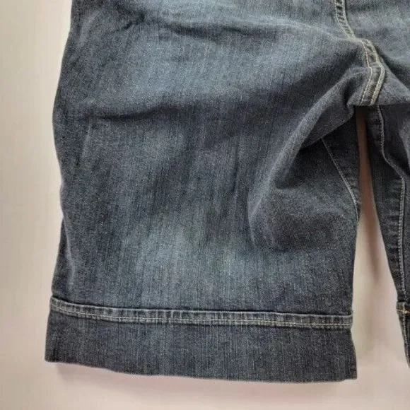 Lane Bryant Short Womens 22 Dark Wash Denim Bermuda Pockets Buttons High Rise - Picture 12 of 12
